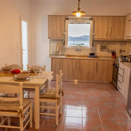 Stylish House With Sea-view In Kampos * Párosz