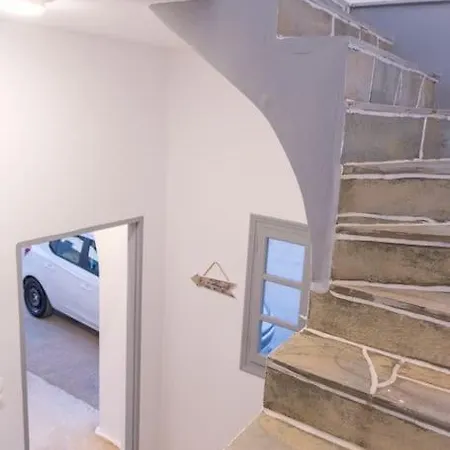 Apartman Stylish House With Sea-view In Kampos
