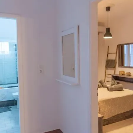 Stylish House With Sea-view In Kampos Apartman